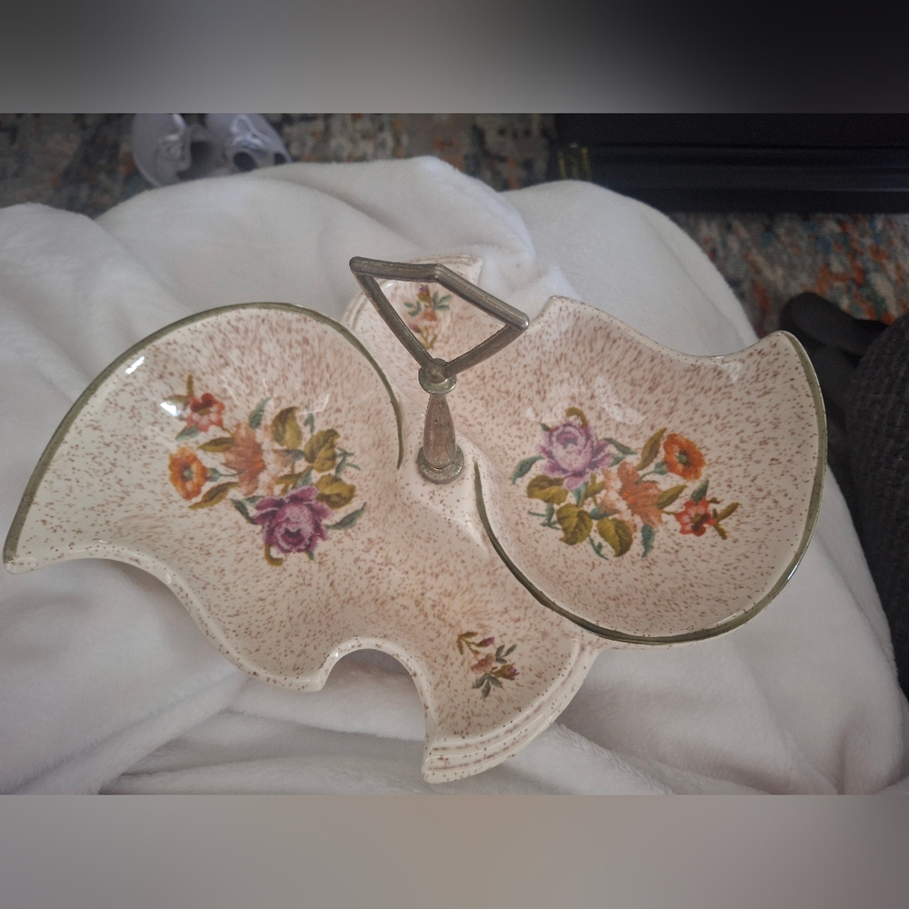USA CALIFORNIA POTTERY Accent DISH - Cream Speckled